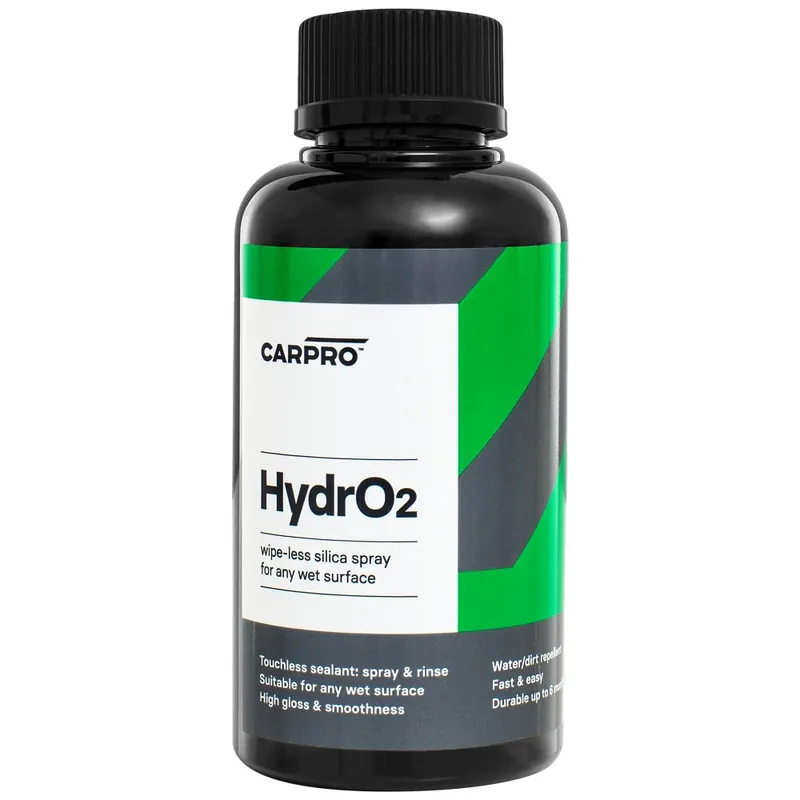 Koncentrovaný rychloaplikační keramický sealant CarPro HydrO2 100 ml - Žádaný produkt