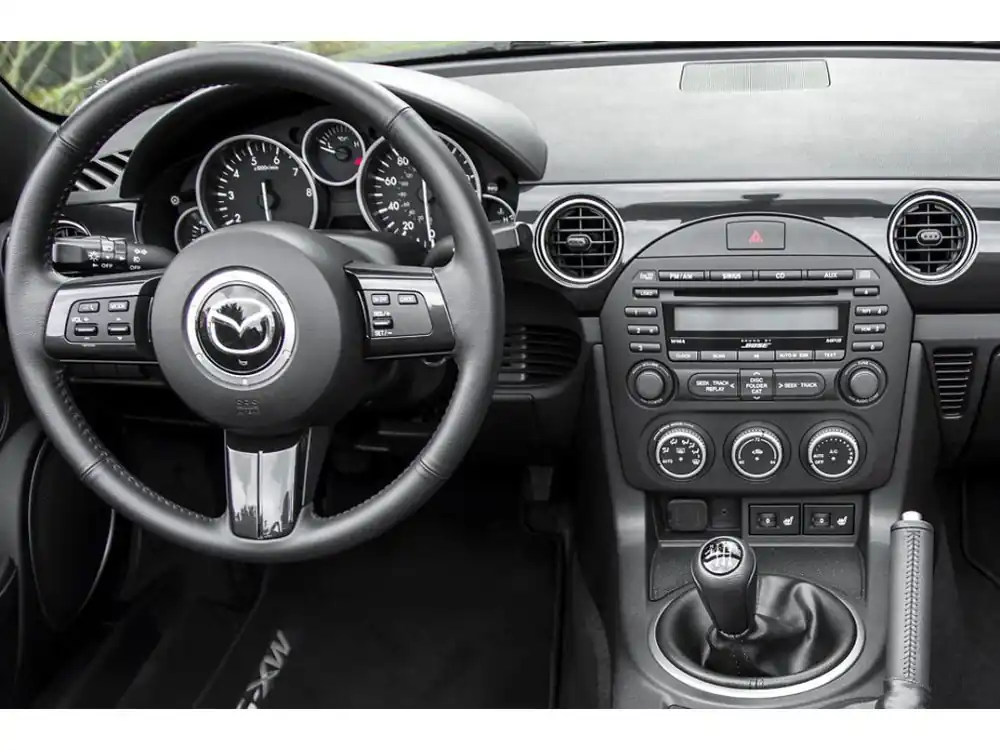 Rámeček autorádia Mazda MX-5 | Nabídka