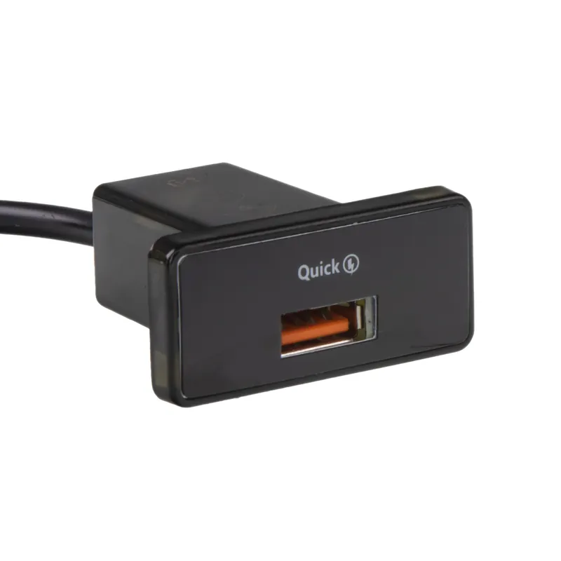 USB nabíječka QC3.0 do panelu. 12/24V - Právě přidáno
