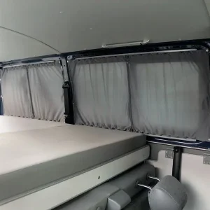 Akce končí brzy | Neprůhledné zadní závěsy Carbest pro vozy VW T5 / T6